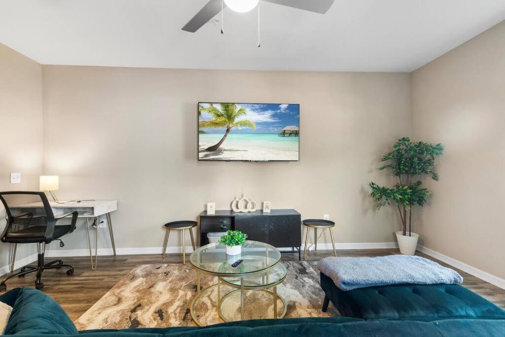 Elegant 2 Bed/2 Bath Apartment In Melbourne Fl Extérieur photo