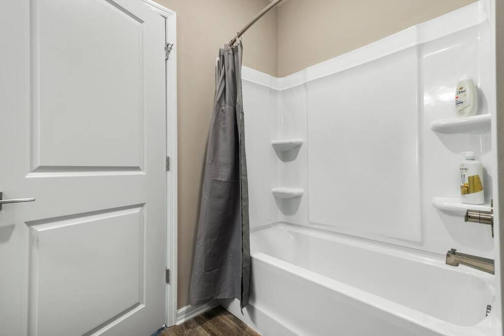 Elegant 2 Bed/2 Bath Apartment In Melbourne Fl Extérieur photo